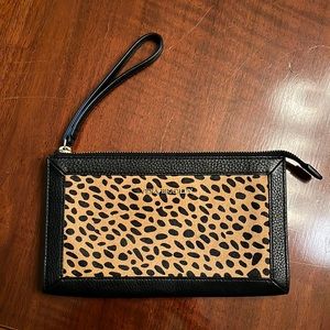 Vera Bradley Wristlit